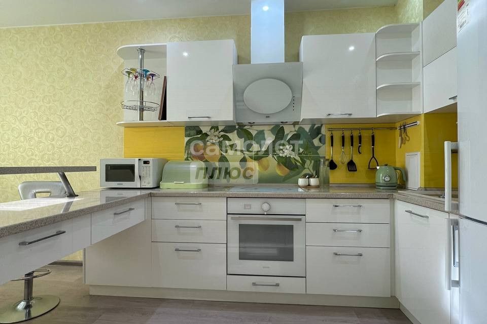 Продаётся 3-комнатная квартира, 70 м²