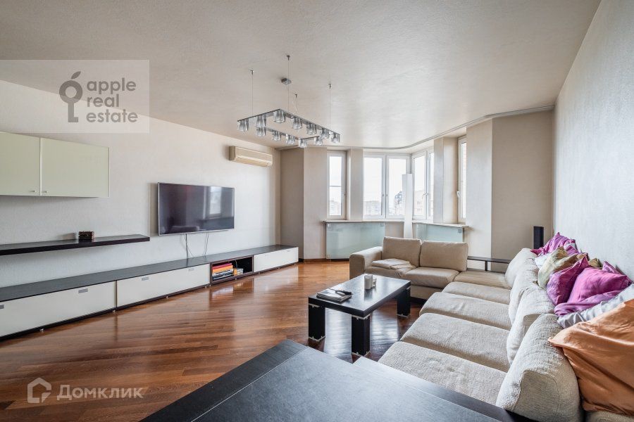 Сдаётся 3-комнатная квартира, 95 м²