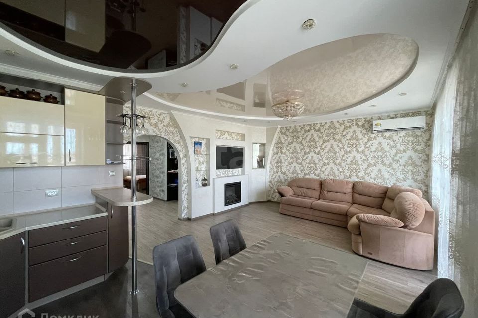 Продаётся 3-комнатная квартира, 81.6 м²