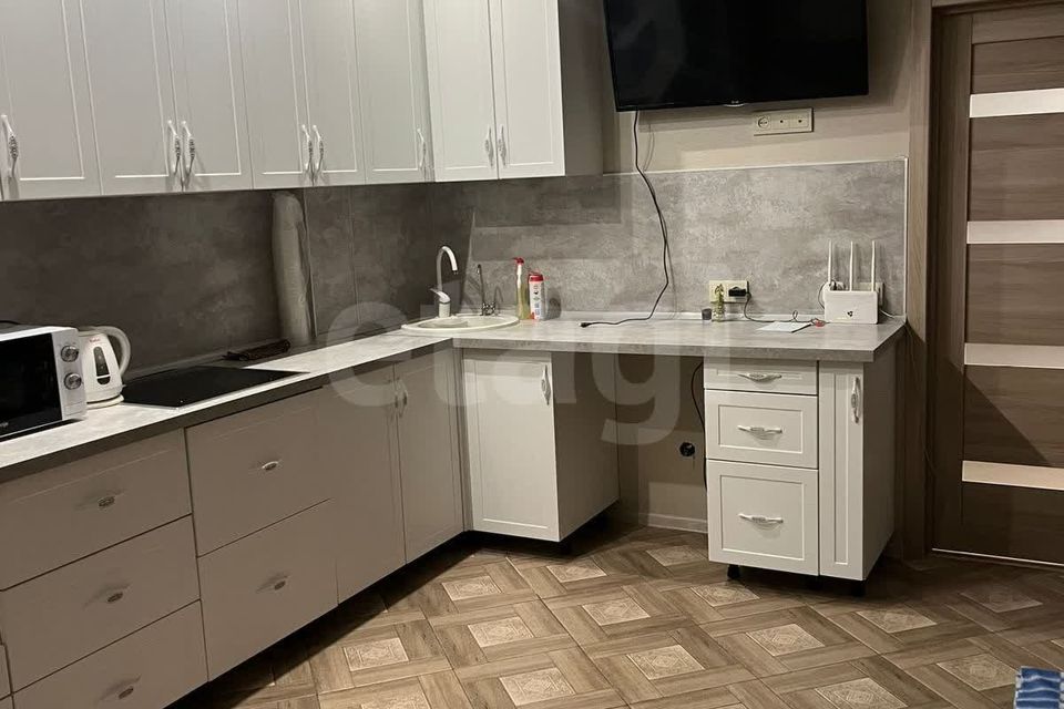 Сдаётся 1-комнатная квартира, 51 м²