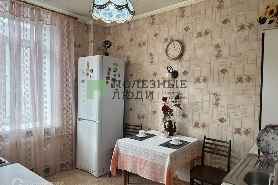 Продаётся 4-комнатная квартира, 84.8 м²