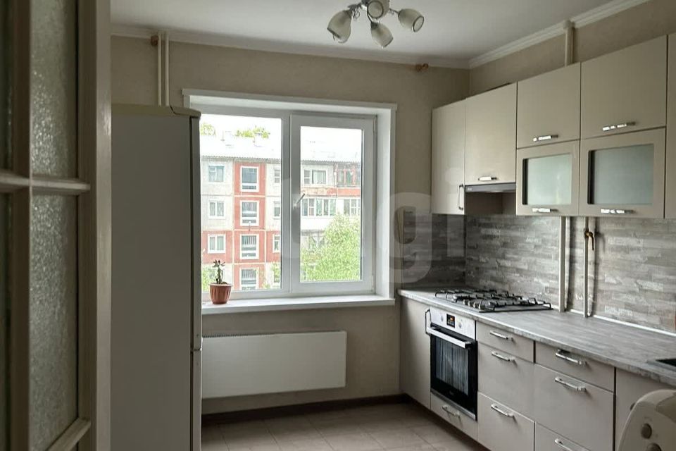 Продаётся 3-комнатная квартира, 63.9 м²