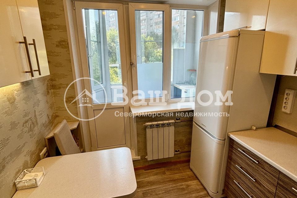 Продаётся 1-комнатная квартира, 32 м²