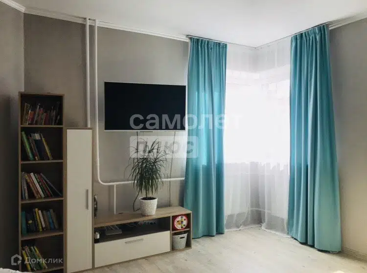 Продаётся 1-комнатная квартира, 41.2 м²