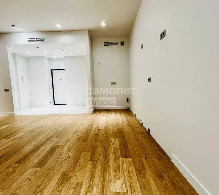 Продаётся 2-комнатная квартира, 64 м²
