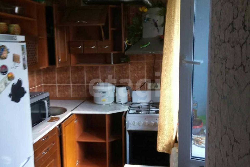Продаётся 3-комнатная квартира, 58.2 м²