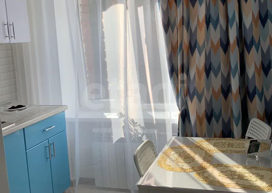 Продаётся 1-комнатная квартира, 40.2 м²