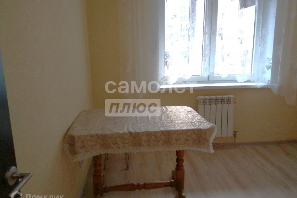 Продаётся 1-комнатная квартира, 37.7 м²
