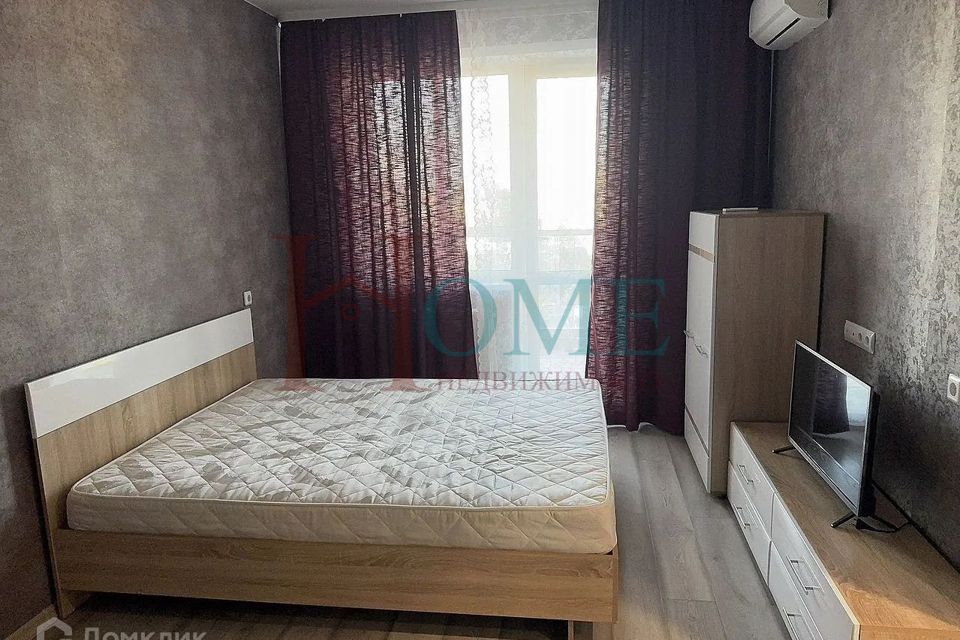 Сдаётся 1-комнатная квартира, 42 м²