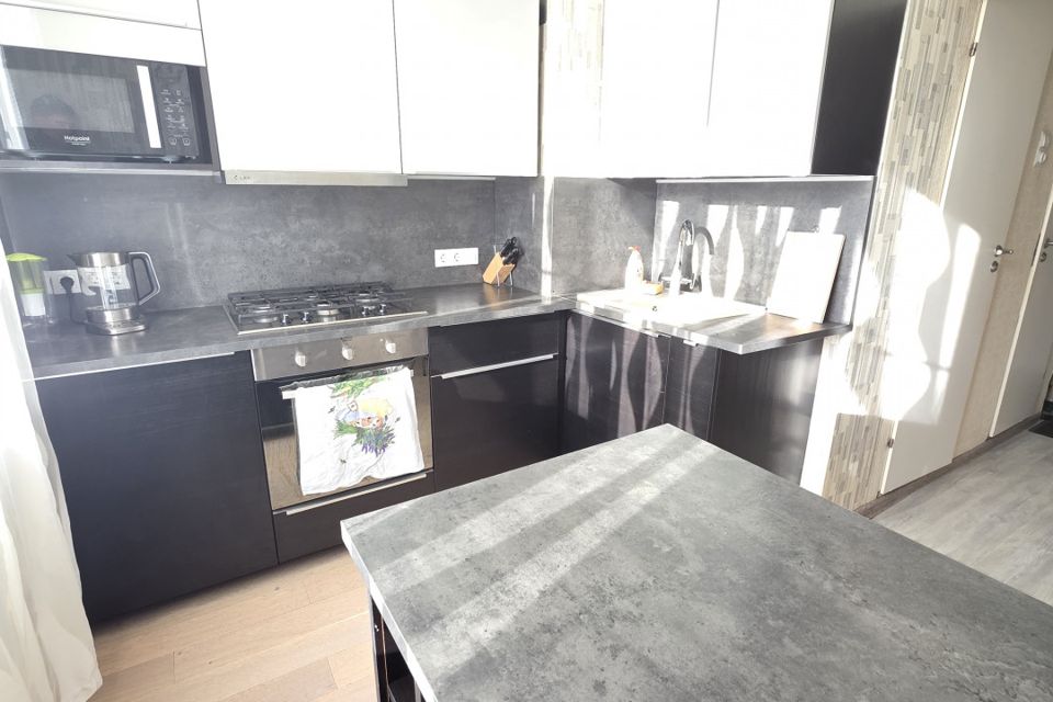 Продаётся 1-комнатная квартира, 34 м²