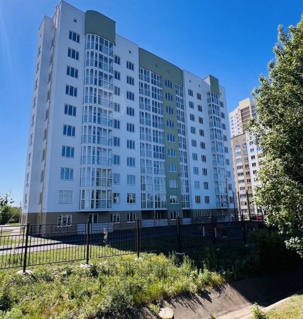 Продаётся 1-комнатная квартира, 42 м²