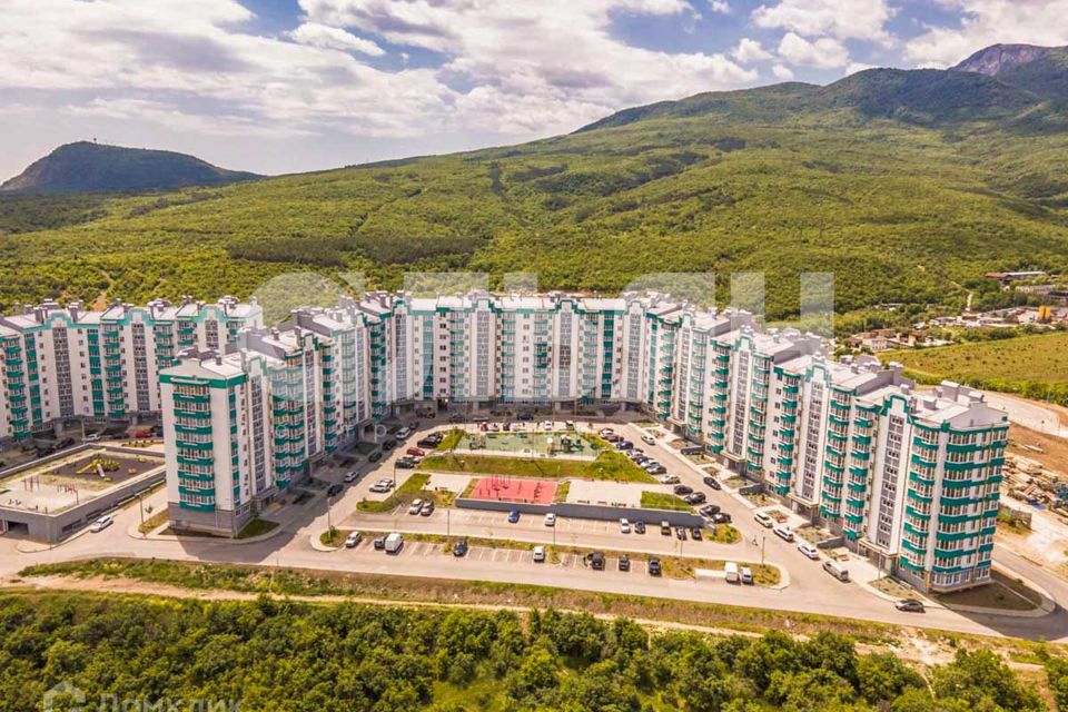 Продаётся 3-комнатная квартира, 72.4 м²