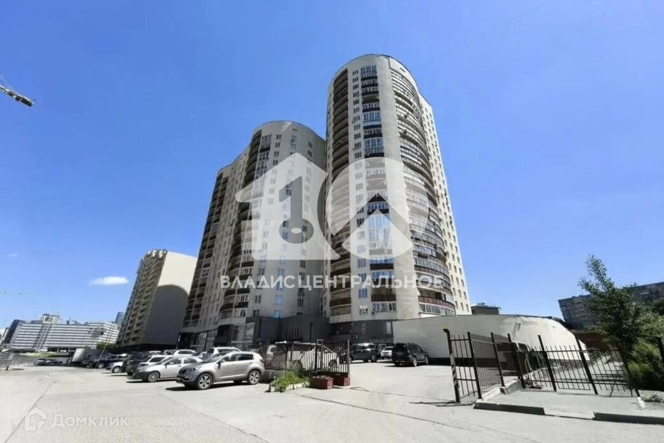 Продаётся 2-комнатная квартира, 65 м²