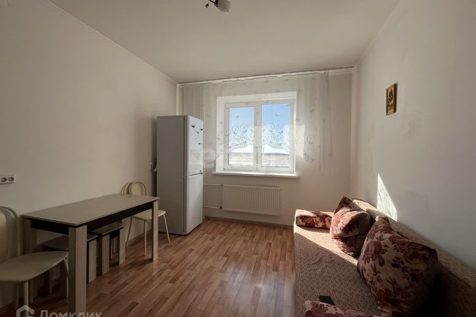Продаётся 1-комнатная квартира, 43.8 м²