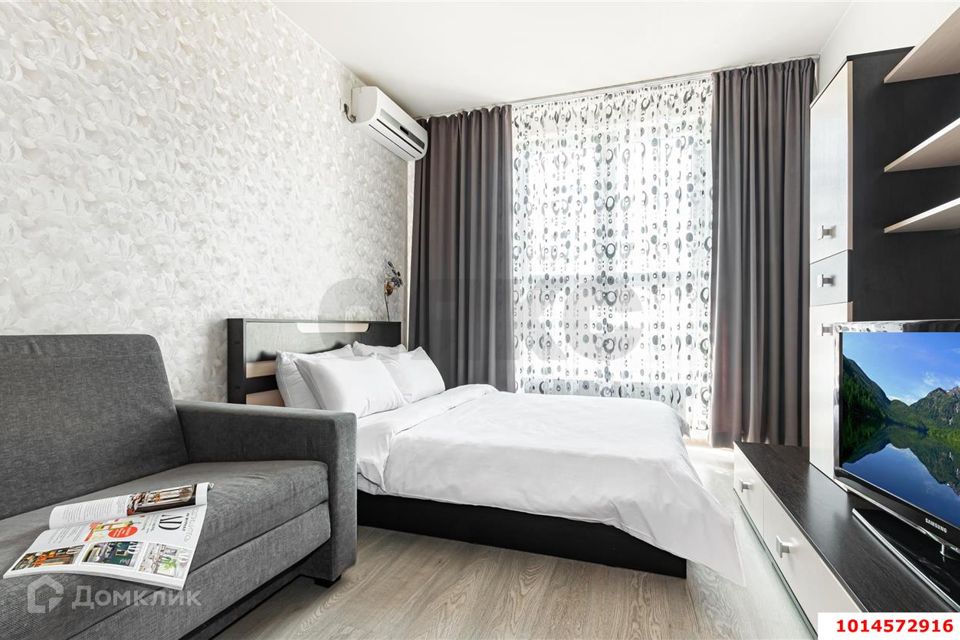 Продаётся 1-комнатная квартира, 42 м²