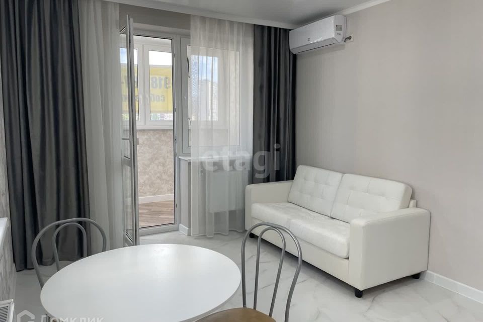 Продаётся 1-комнатная квартира, 37.92 м²