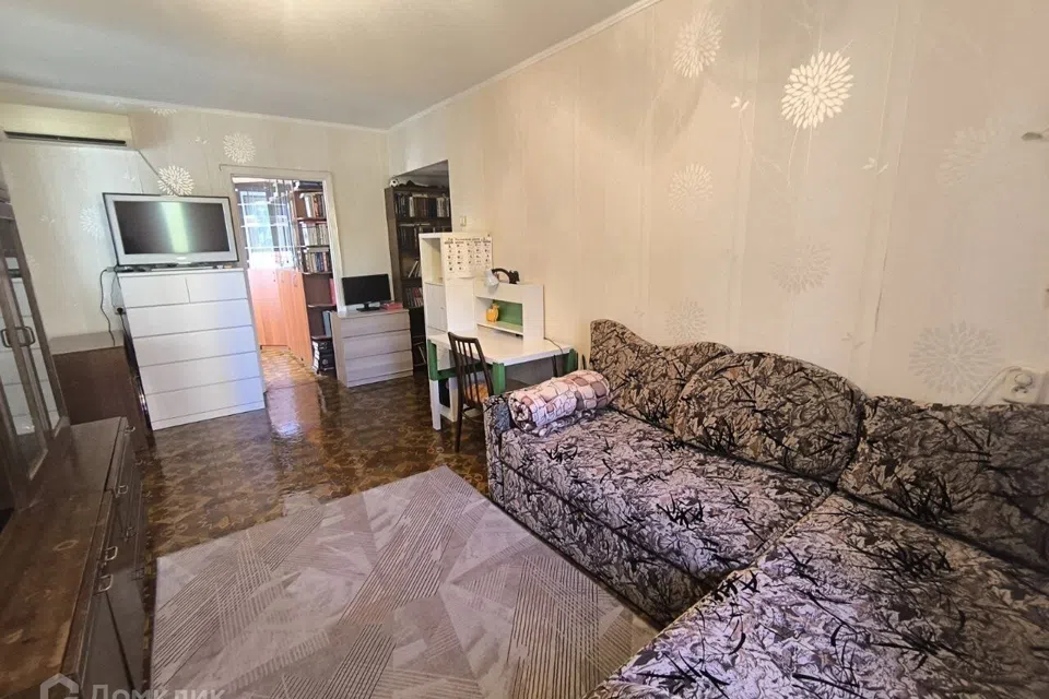 Продаётся 3-комнатная квартира, 60 м²