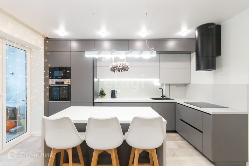 Продаётся 3-комнатная квартира, 84.7 м²