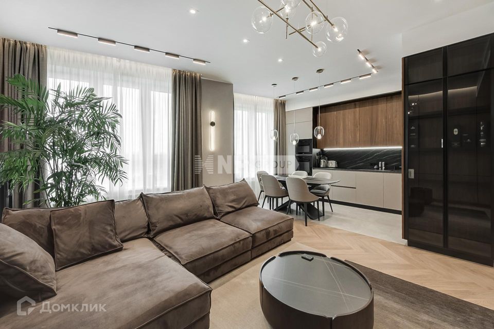 Продаётся 3-комнатная квартира, 110 м²