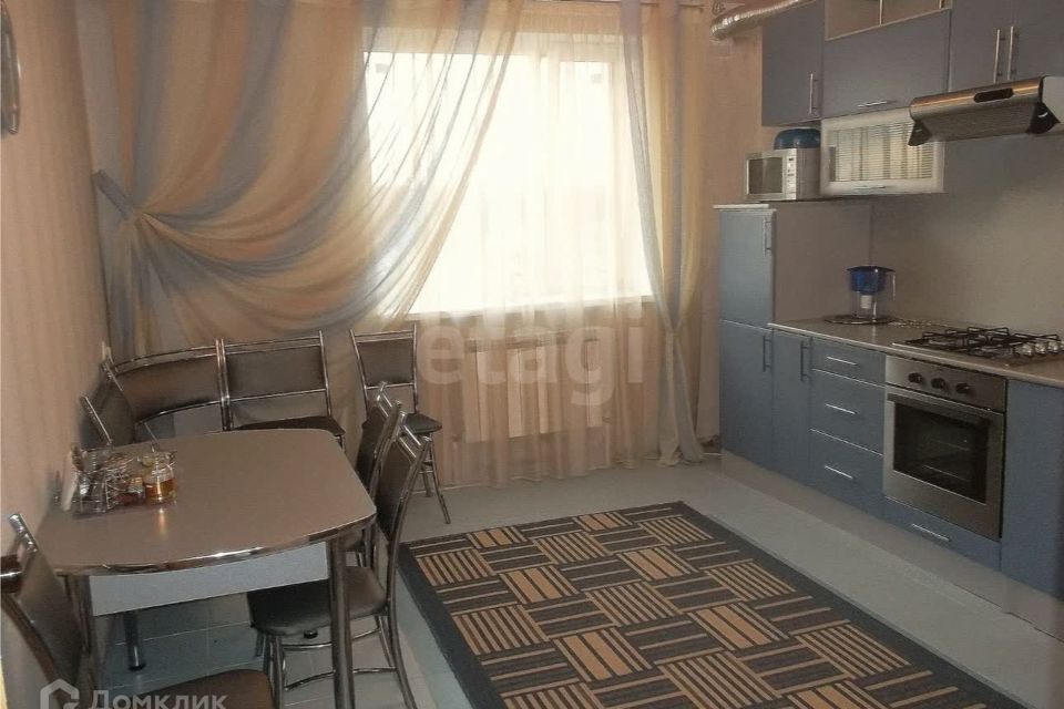 Продаётся 2-комнатная квартира, 56 м²