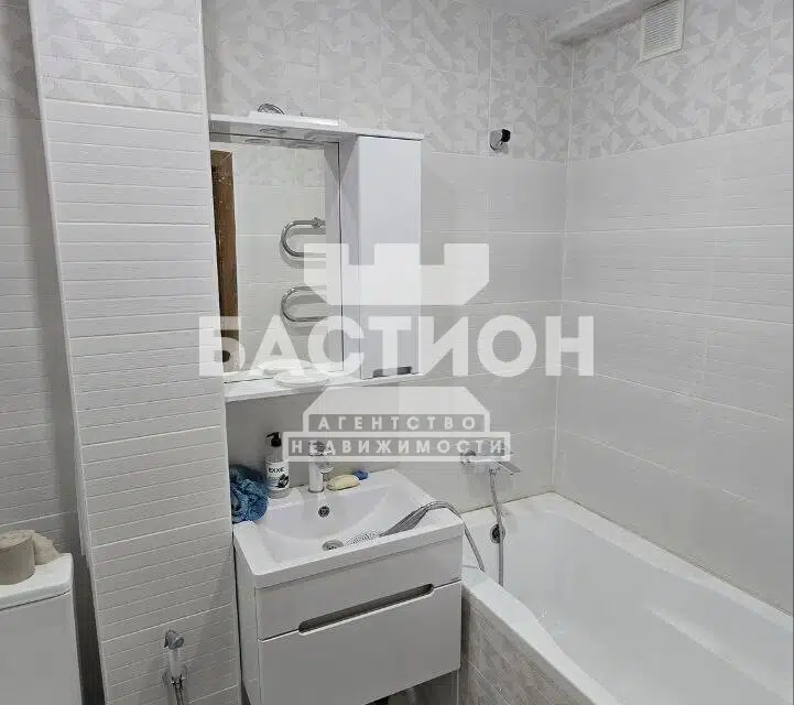 Продаётся 3-комнатная квартира, 53.3 м²