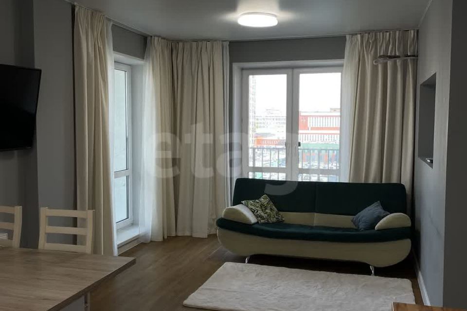 Сдаётся 2-комнатная квартира, 82 м²