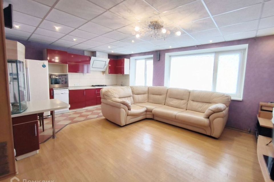 Продаётся 3-комнатная квартира, 75.7 м²
