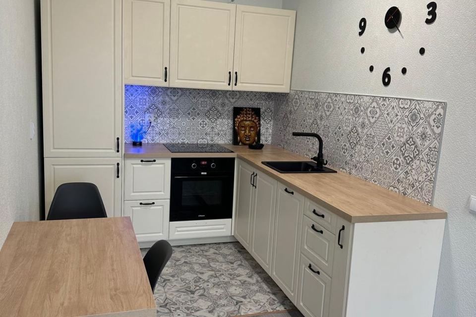 Продаётся 1-комнатная квартира, 35.7 м²