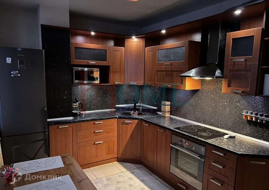 Сдаётся 1-комнатная квартира, 43 м²