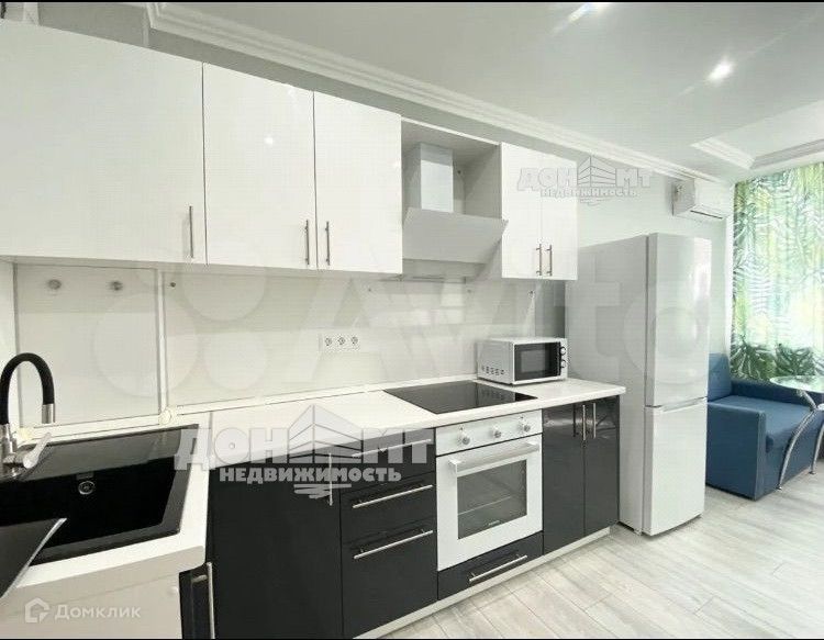 Продаётся 1-комнатная квартира, 42 м²