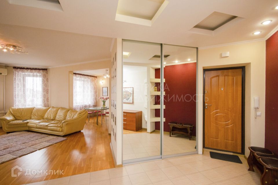 Продаётся 3-комнатная квартира, 103 м²