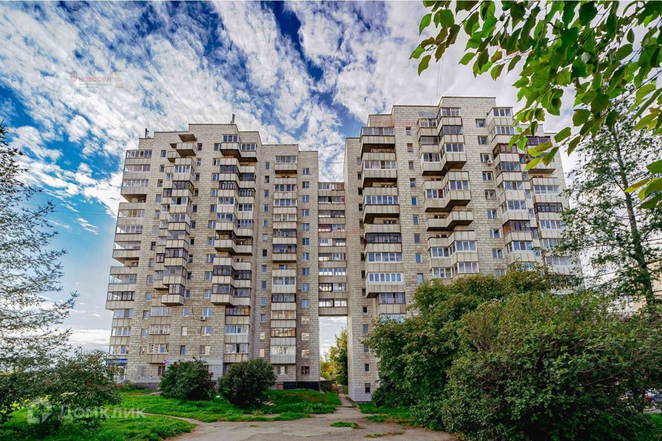 Продаётся 4-комнатная квартира, 81 м²