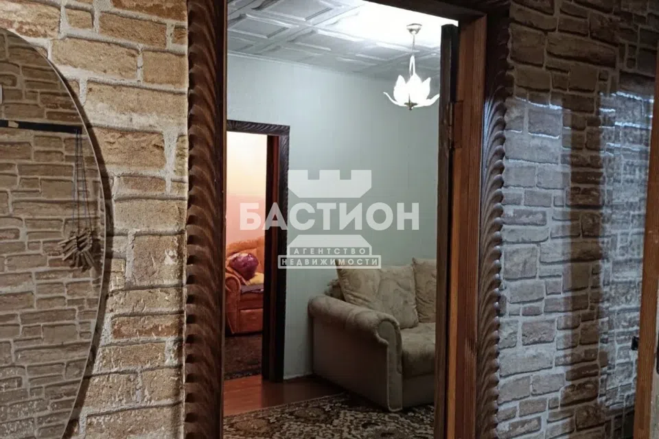 Продаётся 2-комнатная квартира, 41.8 м²
