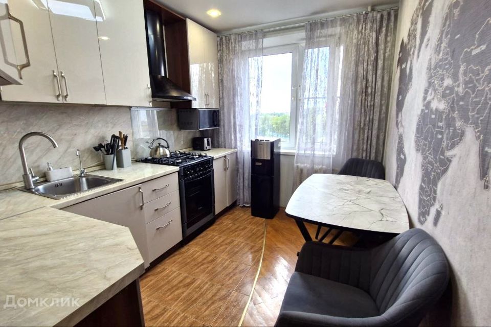 Продаётся 3-комнатная квартира, 63.2 м²