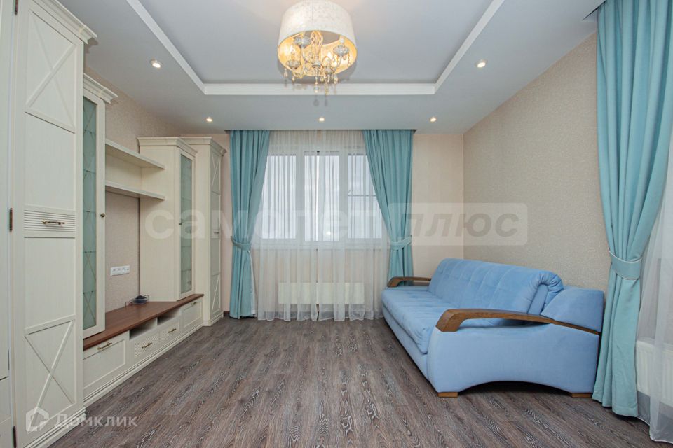 Продаётся 2-комнатная квартира, 63.7 м²