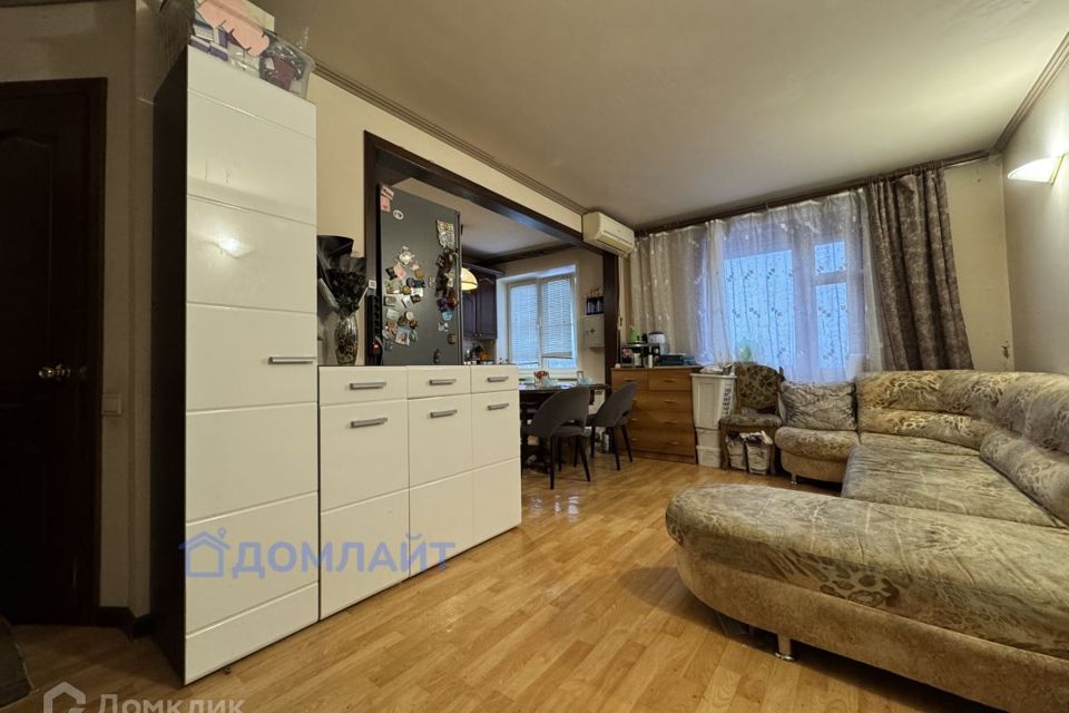 Продаётся 3-комнатная квартира, 60 м²