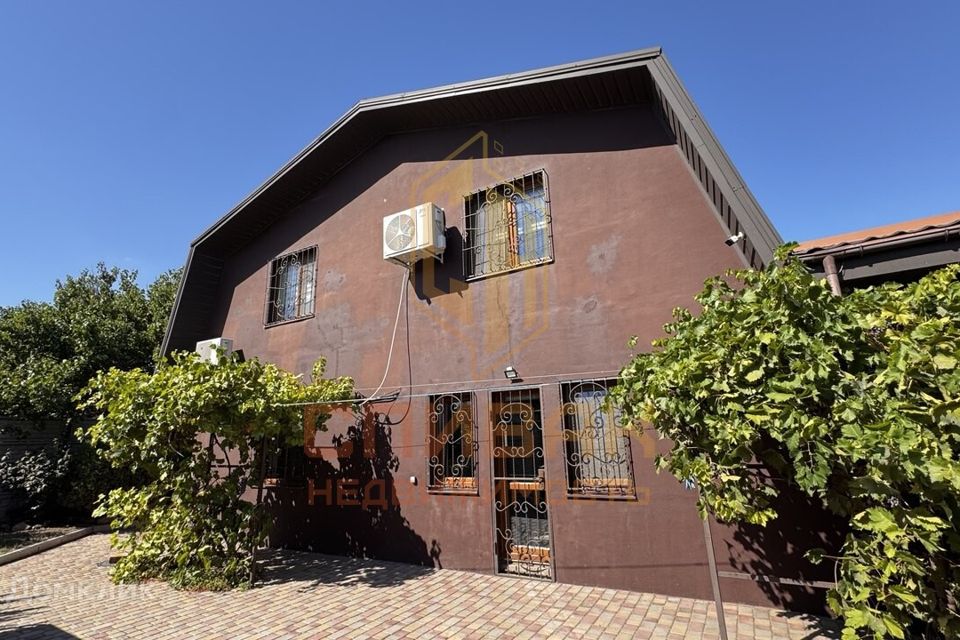 Продаётся 2-этажный дом, 159.3 м²