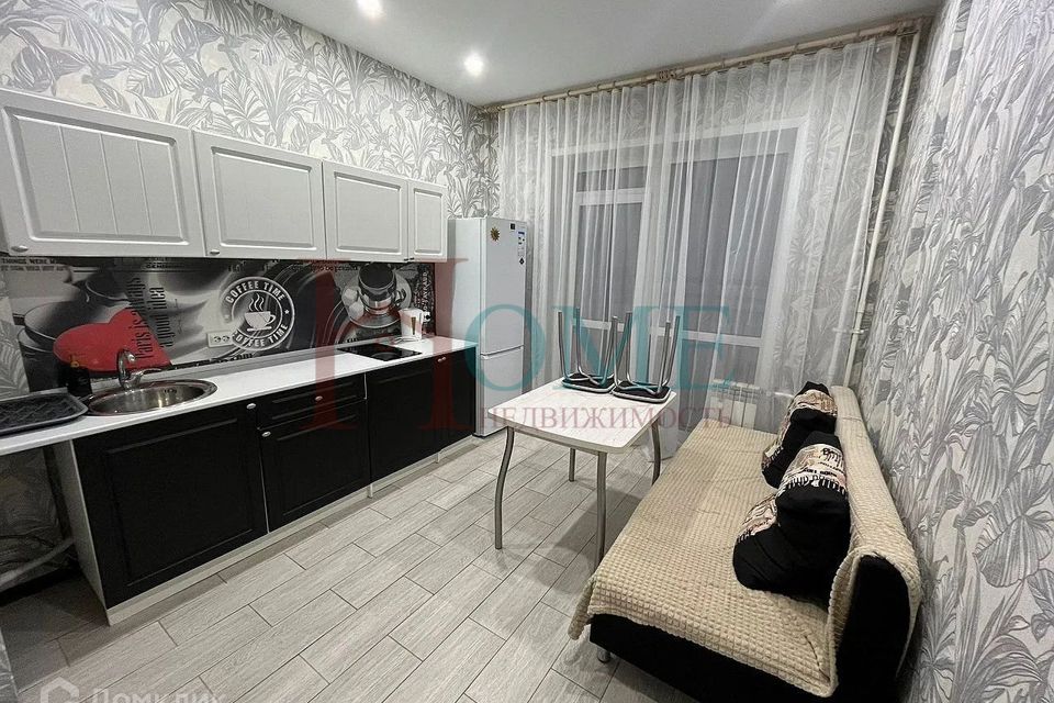Сдаётся 1-комнатная квартира, 42 м²