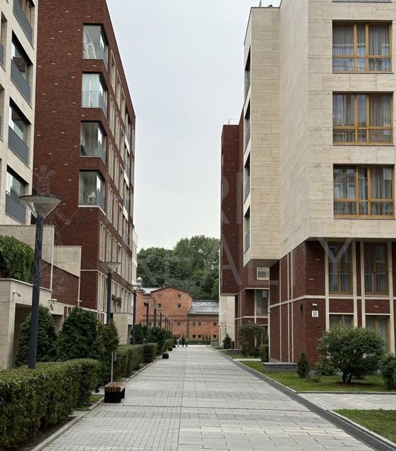 Сдаётся 3-комнатная квартира, 168 м²