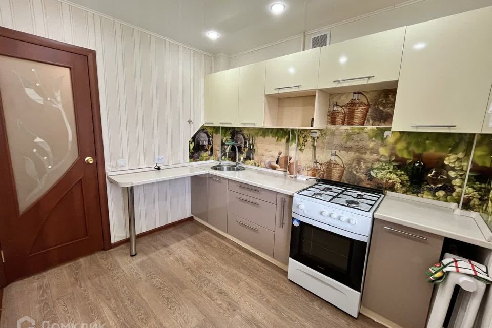 Продаётся 2-комнатная квартира, 48.8 м²