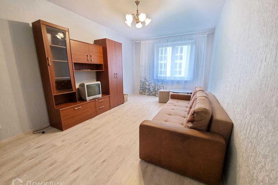 Сдаётся 2-комнатная квартира, 64 м²