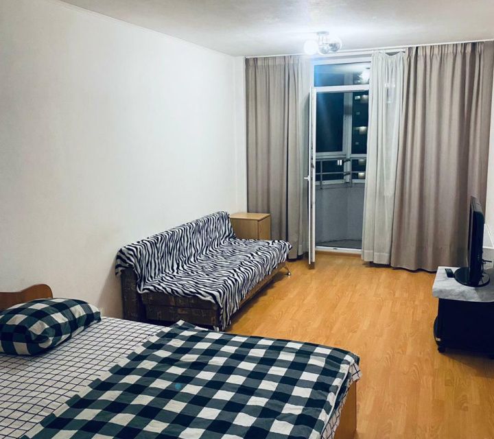 Продаётся 1-комнатная квартира, 43 м²
