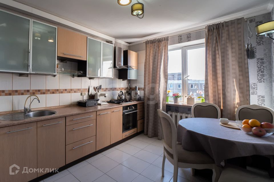 Продаётся 3-комнатная квартира, 72 м²