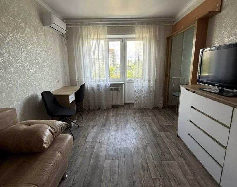 Продаётся 2-комнатная квартира, 42.3 м²
