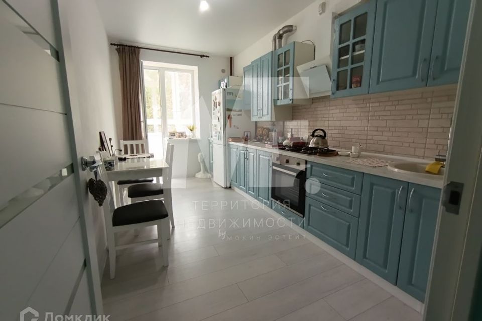 Продаётся 1-комнатная квартира, 42.3 м²