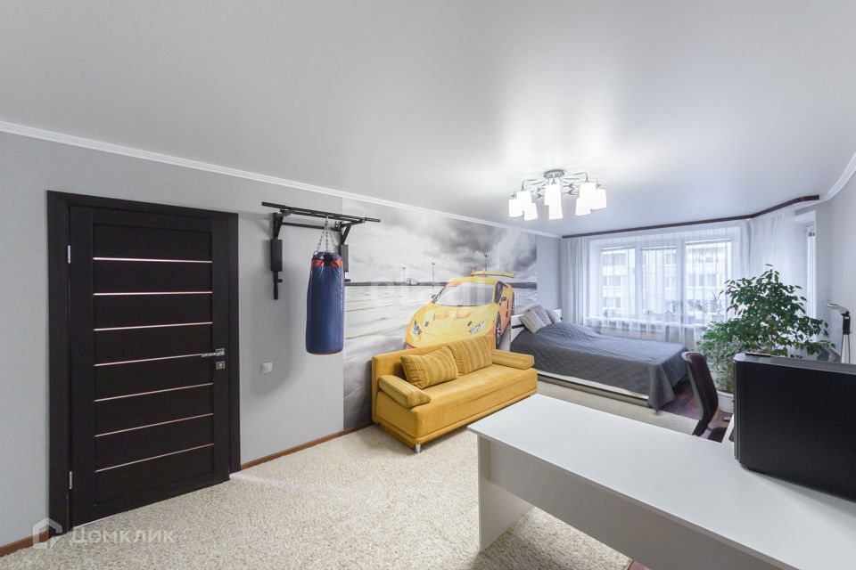 Продаётся 3-комнатная квартира, 98.7 м²