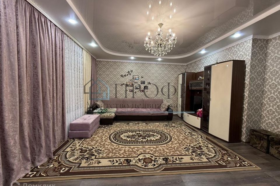 Продаётся 3-комнатная квартира, 100 м²
