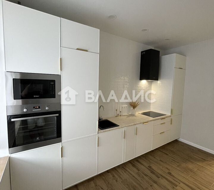 Продаётся 1-комнатная квартира, 43.2 м²