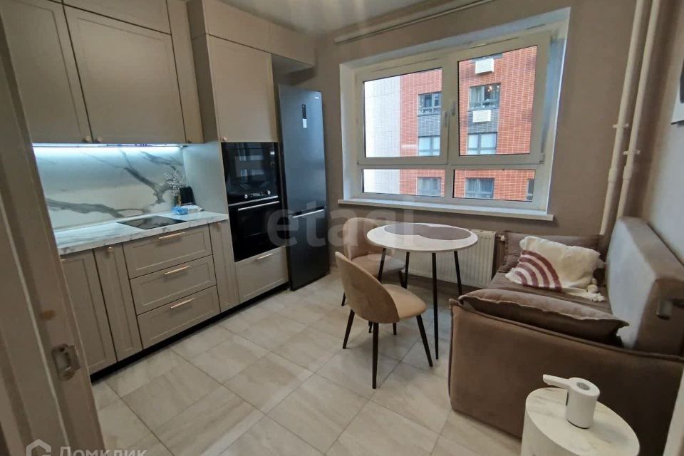 Продаётся 1-комнатная квартира, 37.2 м²