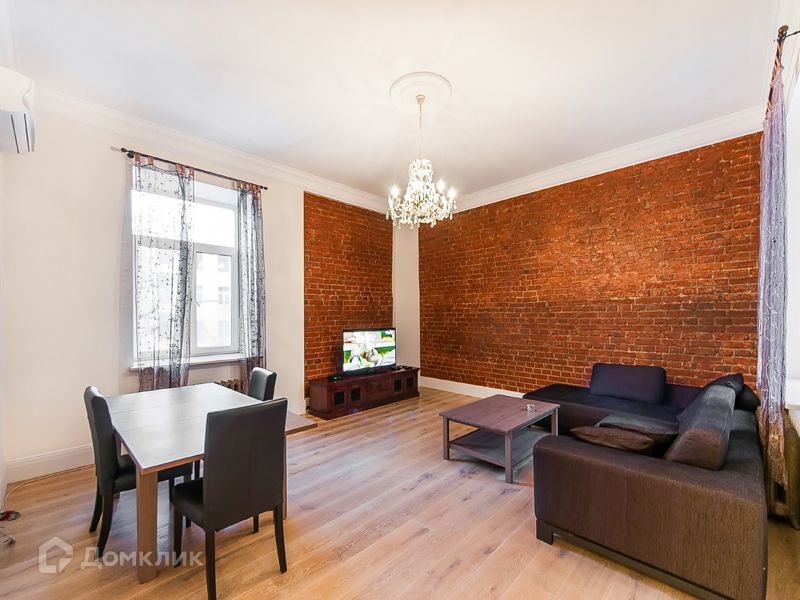 Сдаётся 3-комнатная квартира, 121 м²
